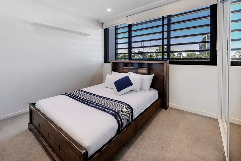 Photo - 301/81A Lord Sheffield Circuit, Penrith NSW 2750 - Image 5