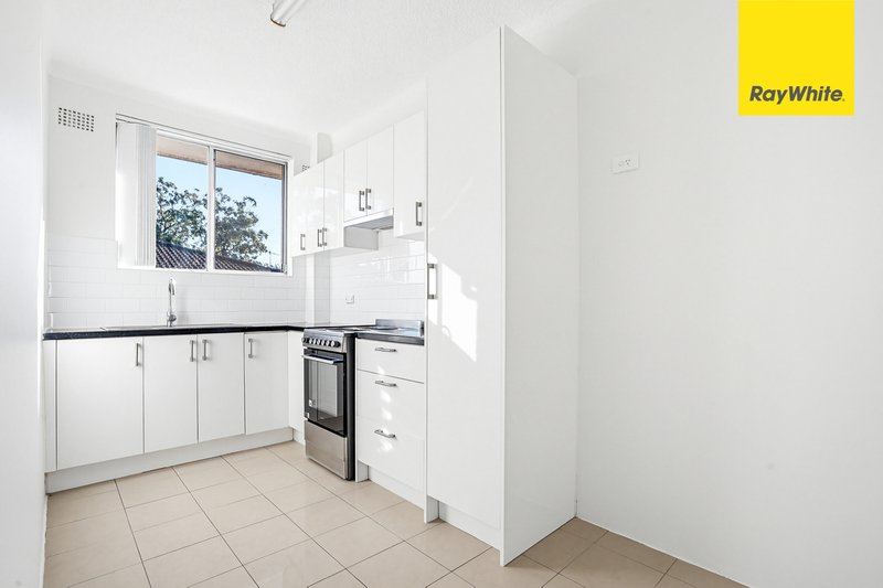 Photo - 30/186-188 Sandal Crescent, Carramar NSW 2163 - Image 2