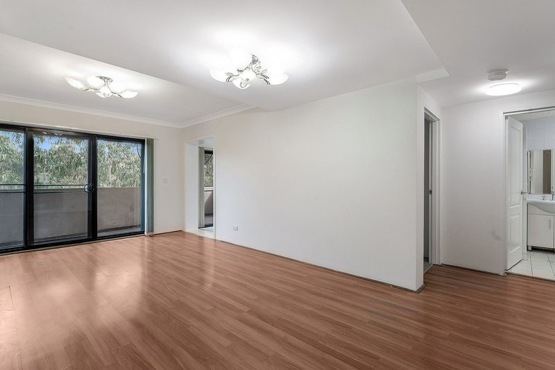 Photo - 30/19-27 Eastbourne Road, Homebush West NSW 2140 - Image 2