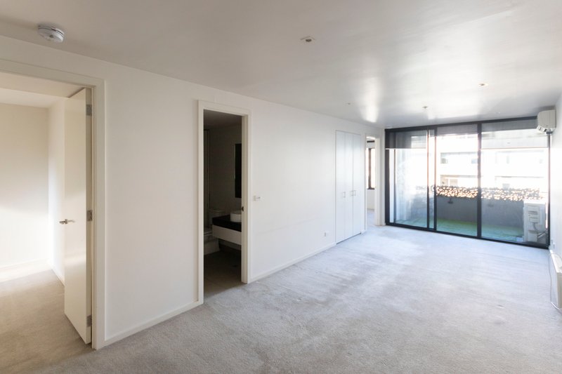Photo - 301A/57 Bay Street, Port Melbourne VIC 3207 - Image 5