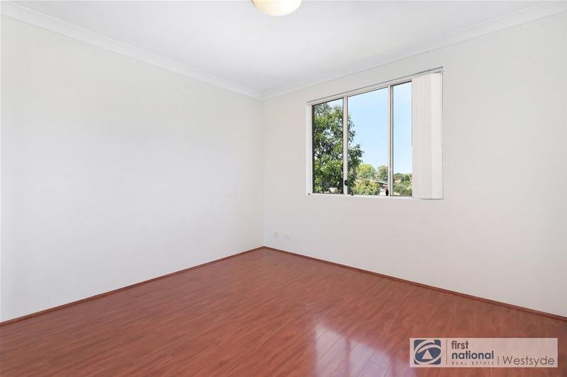 Photo - 30/2-12 Civic Avenue, Pendle Hill NSW 2145 - Image 4