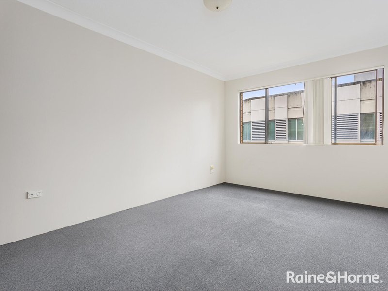 Photo - 30/2 Charles Street, Parramatta NSW 2150 - Image 4