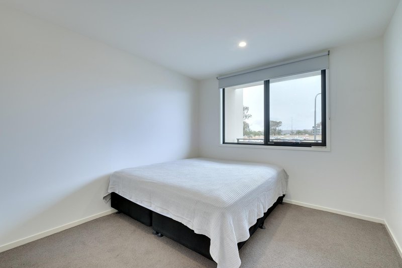 Photo - 30/2 Hinder Street, Gungahlin ACT 2912 - Image 7