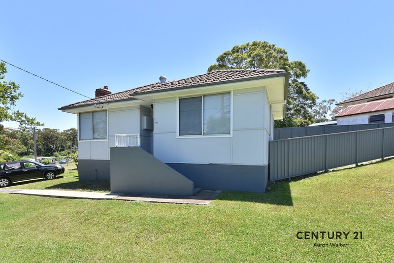 302 Lake Road, Glendale NSW 2285