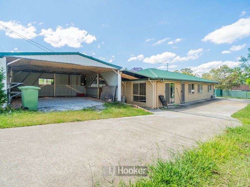 Photo - 302 Middle Road, Boronia Heights QLD 4124 - Image 11