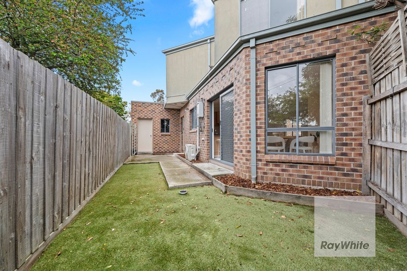 Photo - 30/2 Shoalhaven Street, Bundoora VIC 3083 - Image 10