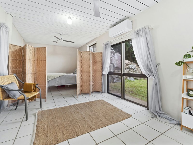 Photo - 302 Toogood Road, Bayview Heights QLD 4868 - Image 23