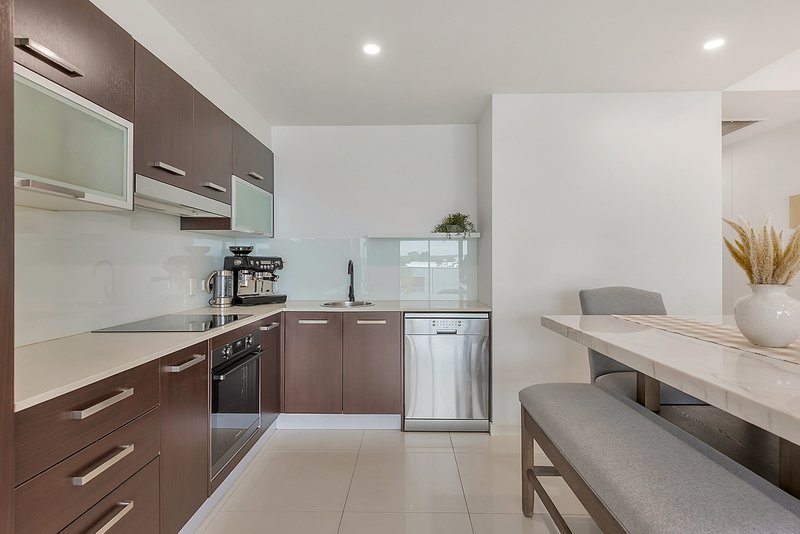 Photo - 302/1-5 Euston Walk, Mawson Lakes SA 5095 - Image 4
