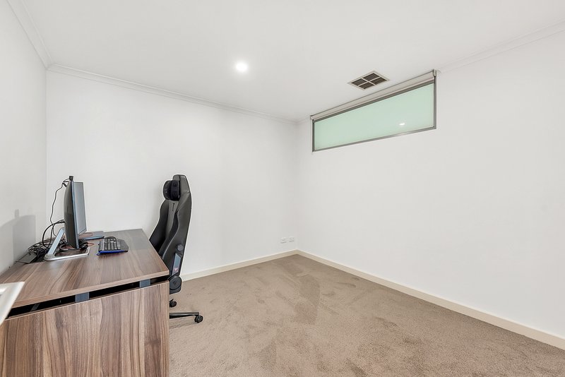Photo - 302/1-5 Euston Walk, Mawson Lakes SA 5095 - Image 9