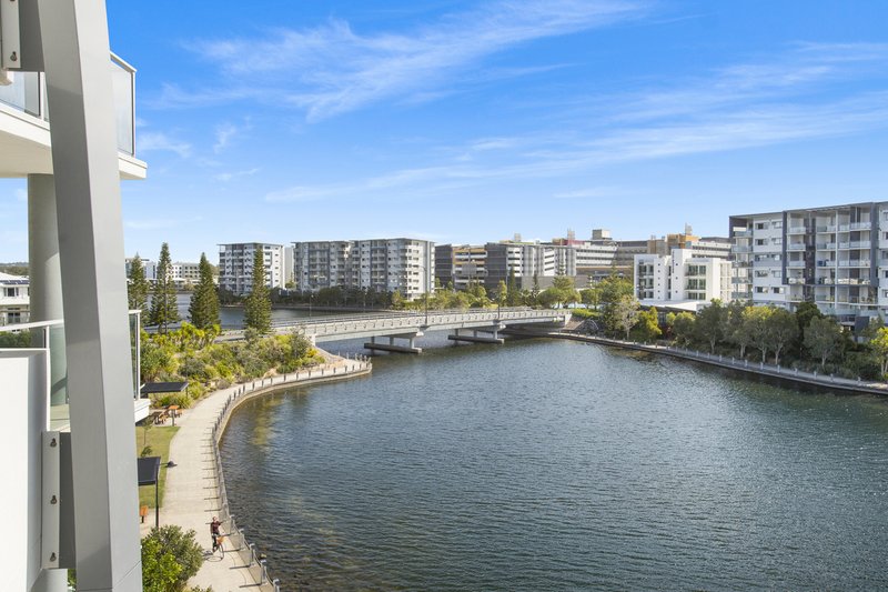 Photo - 302/1 Mantra Esplanade, Birtinya QLD 4575 - Image 16