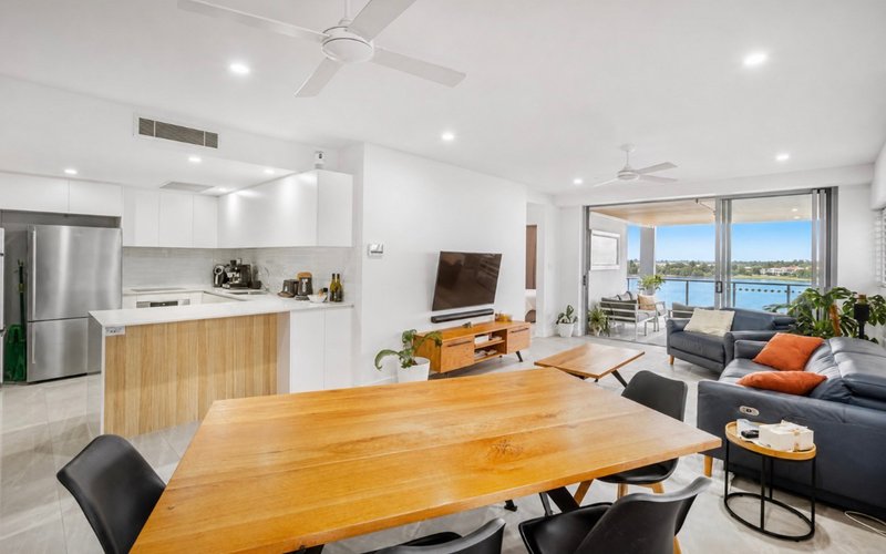 Photo - 302/1 Mantra Esplanade, Birtinya QLD 4575 - Image 6