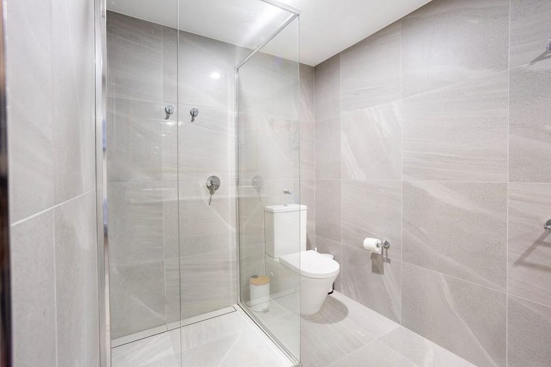 Photo - 302/1 Mantra Esplanade, Birtinya QLD 4575 - Image 14