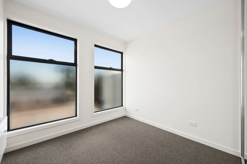 Photo - 302/103 Grange Road, Glen Huntly VIC 3163 - Image 5