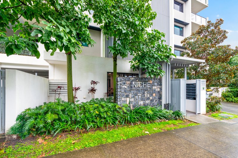 Photo - 302/11 Andrews Street, Southport QLD 4215 - Image 1