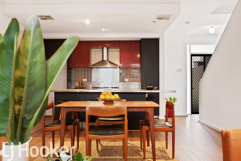 Photo - 30/211 Gilles Street, Adelaide SA 5000 - Image 2