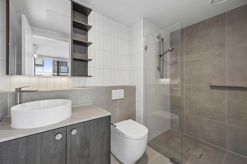 Photo - 302/2 Furzer Street, Phillip ACT 2606 - Image 7