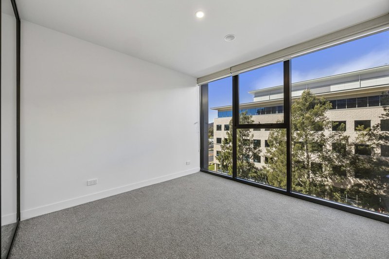 Photo - 302/2 Furzer Street, Phillip ACT 2606 - Image 8