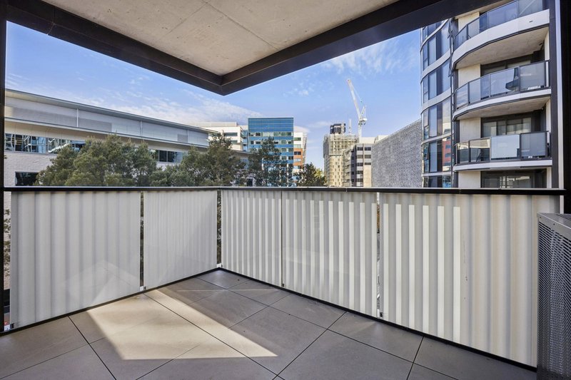 Photo - 302/2 Furzer Street, Phillip ACT 2606 - Image 11