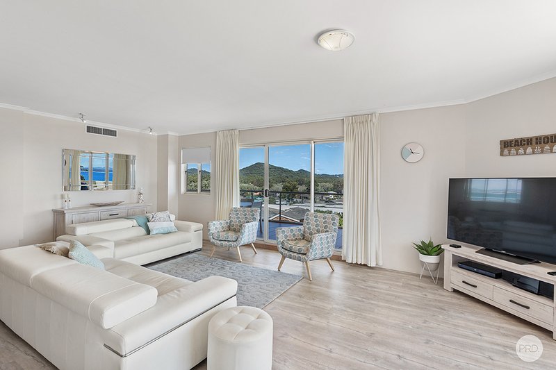 Photo - 302/2 Messines Street, Shoal Bay NSW 2315 - Image 8