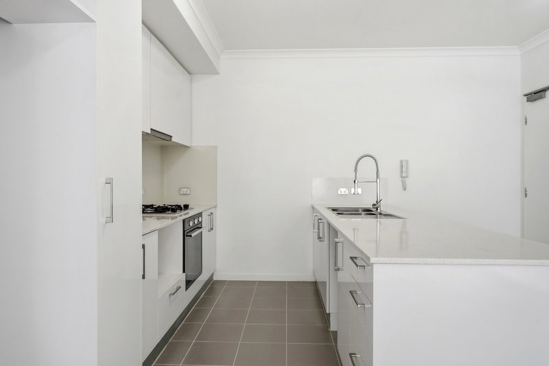 Photo - 302/21 Malata Crescent, Success WA 6164 - Image 11