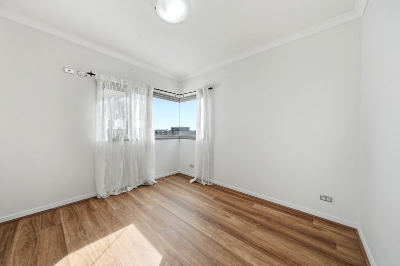 Photo - 302/21 Malata Crescent, Success WA 6164 - Image 18