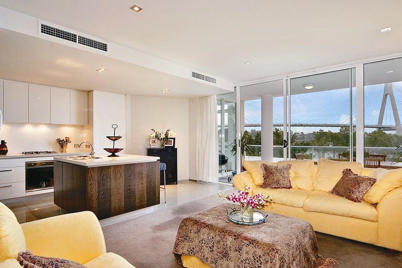 Photo - 302/24 Refinery Drive, Pyrmont NSW 2009 - Image