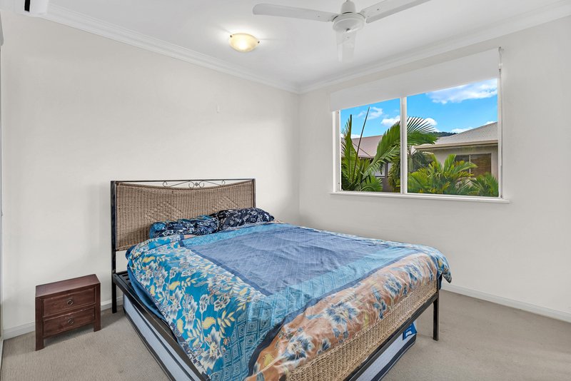 Photo - 302/29-33 Springfield Crescent, Manoora QLD 4870 - Image 8