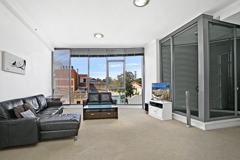 Photo - 302/33 Bronte Road, Bondi Junction NSW 2022 - Image 2