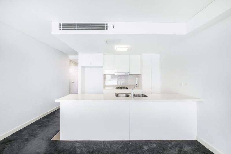 Photo - 302/340 Bay Street, Brighton-Le-Sands NSW 2216 - Image 3