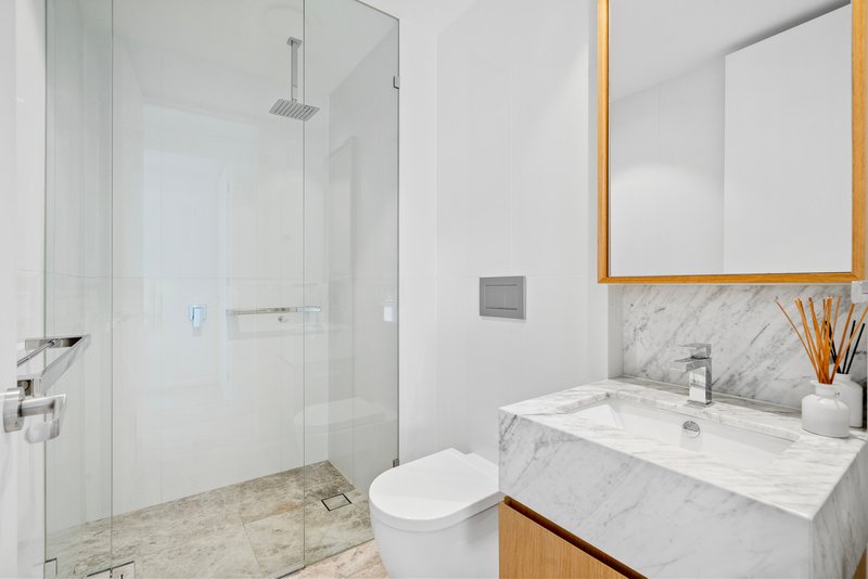 Photo - 302/4-6 Alexandra Avenue, Mermaid Beach QLD 4218 - Image 10