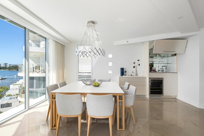 Photo - 302/42 Duporth Avenue, Maroochydore QLD 4558 - Image 13