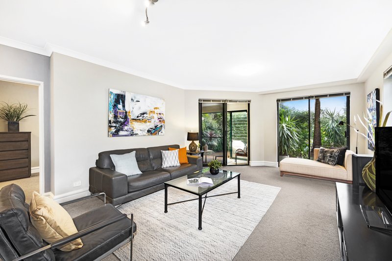 Photo - 302/433 Alfred Street North, Neutral Bay NSW 2089 - Image 4