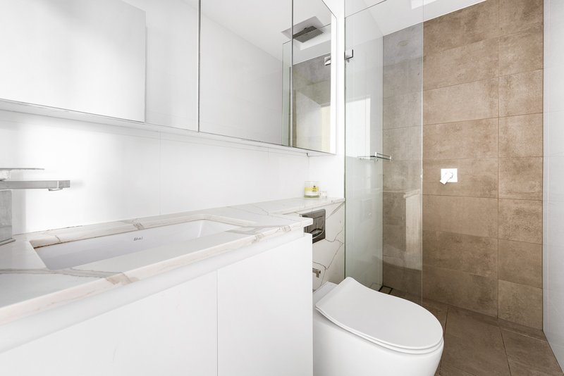Photo - 302/467 Miller Street, Cammeray NSW 2062 - Image 7