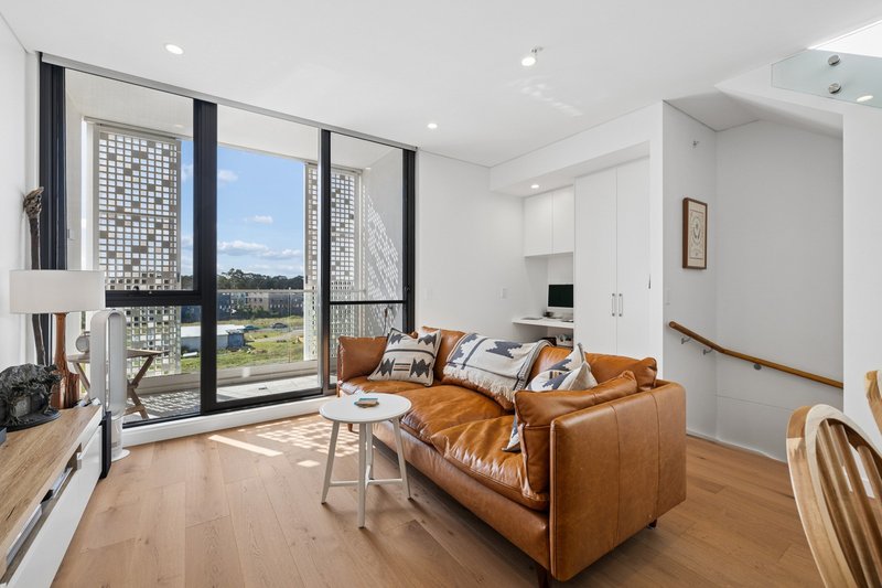 Photo - 3025/2 Eustace Street, Rouse Hill NSW 2155 - Image 4