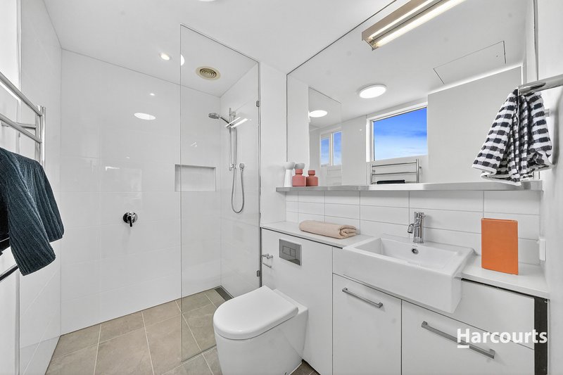 Photo - 302/59 Coppin Street, Richmond VIC 3121 - Image 9