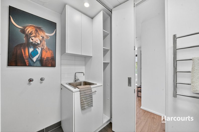 Photo - 302/59 Coppin Street, Richmond VIC 3121 - Image 10