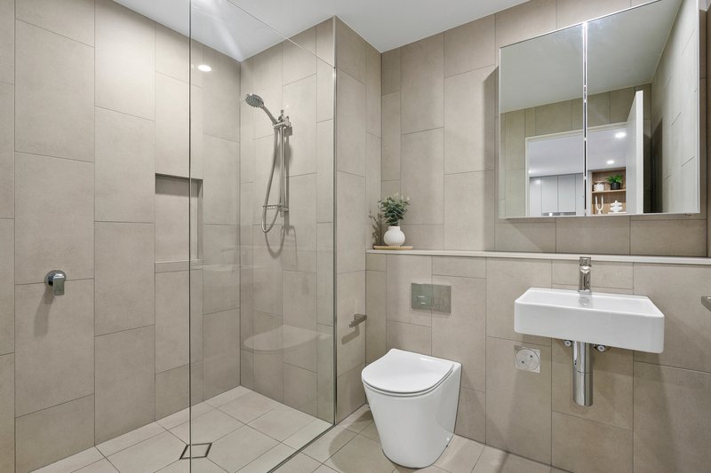 Photo - 302/67 Flinders Street, Wollongong NSW 2500 - Image 5