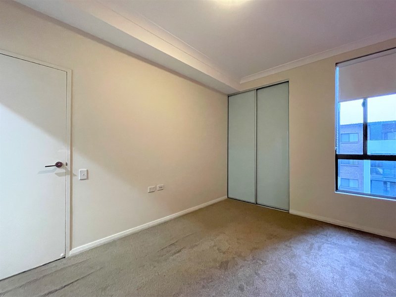 Photo - 302/7 Durham Street, Mount Druitt NSW 2770 - Image 5