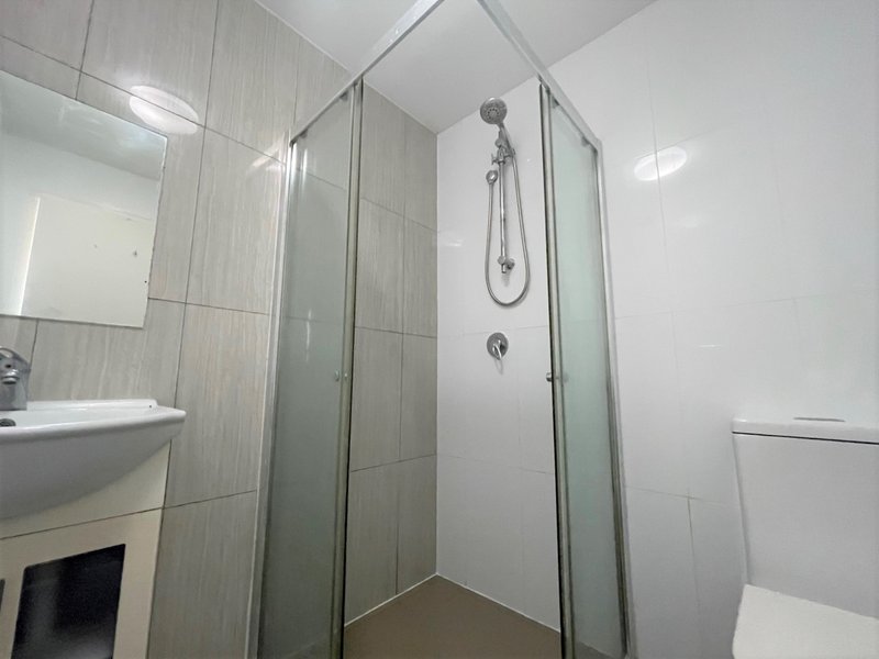 Photo - 302/71 Bank Lane, Kogarah NSW 2217 - Image 5