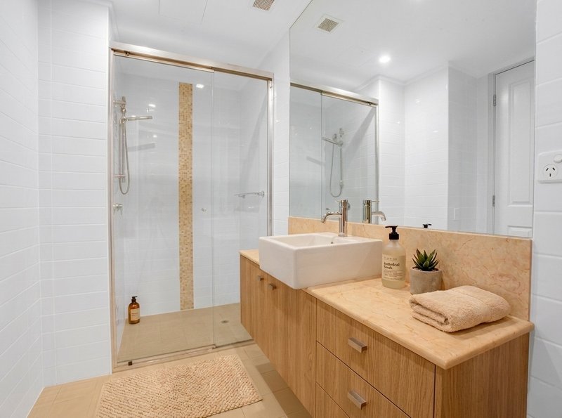 Photo - 302/72-74 The Strand , North Ward QLD 4810 - Image 19