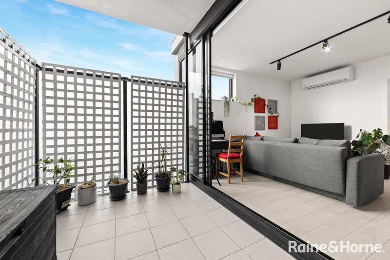 302/747 Sydney Road, Brunswick VIC 3056