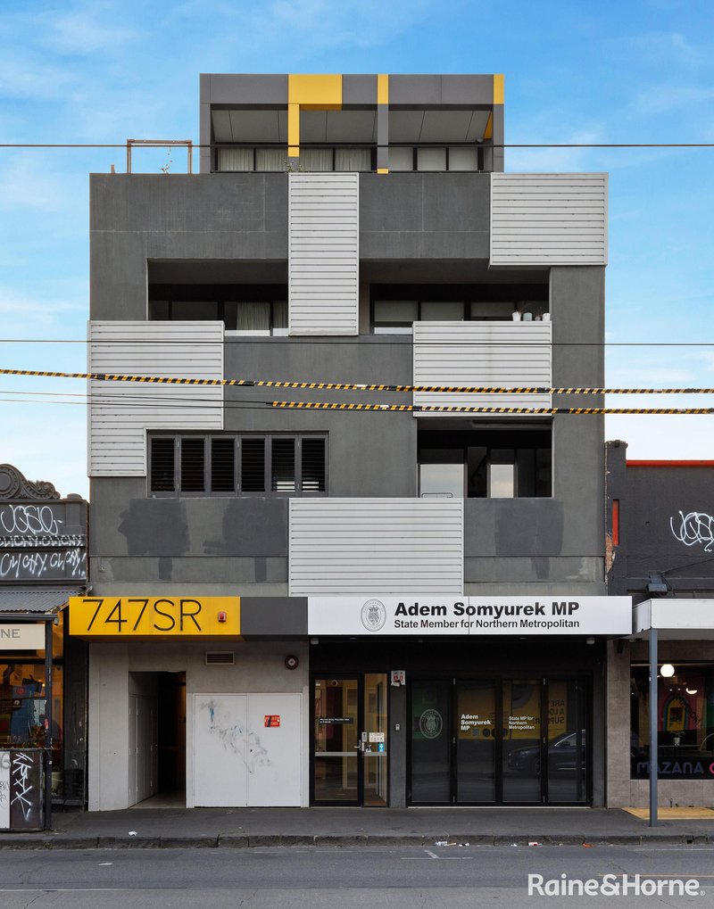 Photo - 302/747 Sydney Road, Brunswick VIC 3056 - Image 2