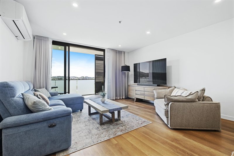 302/76 Steve Irwin Avenue, Wright ACT 2611