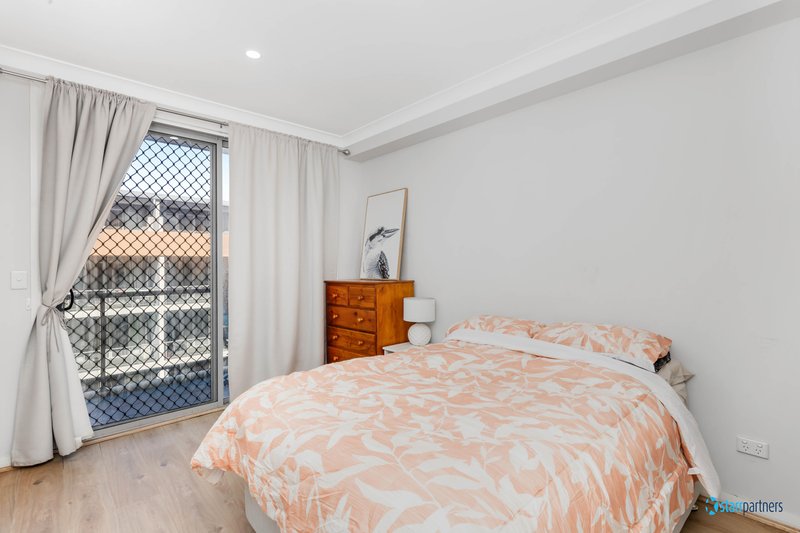 Photo - 302/8b Myrtle Street, Prospect NSW 2148 - Image 5