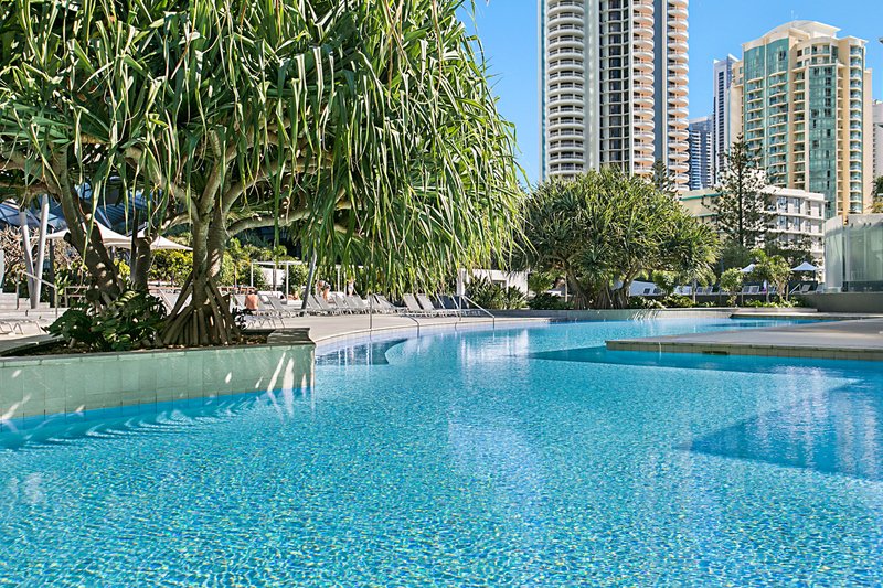 Photo - 302/9 Hamilton Avenue, Surfers Paradise QLD 4217 - Image 11