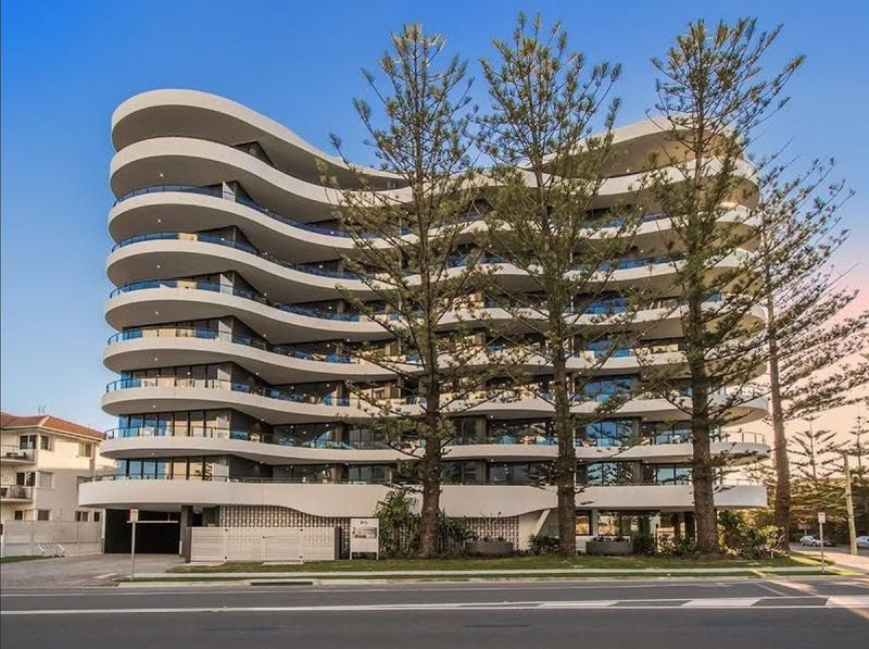 302/95 Old Burleigh Road, Broadbeach QLD 4218