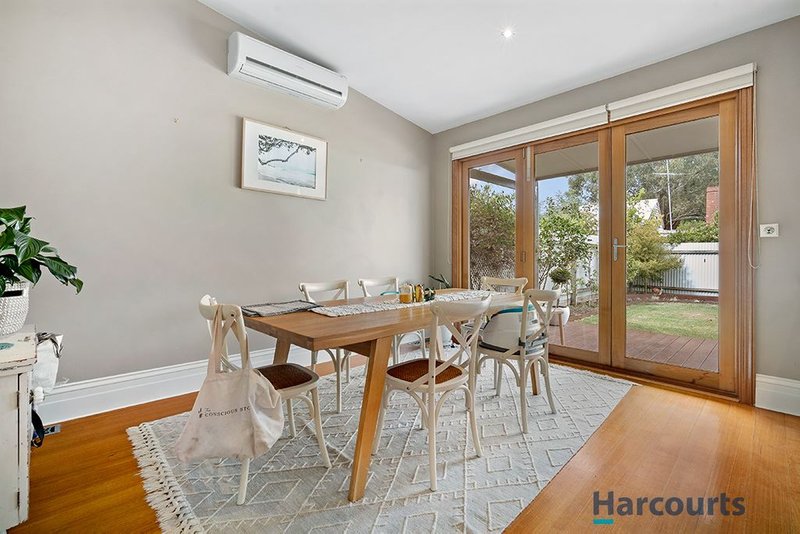 Photo - 303 Ascot Street South, Ballarat Central VIC 3350 - Image 4