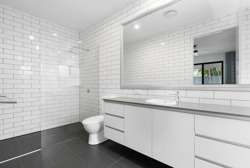 Photo - 303 Mcleod Street, Cairns North QLD 4870 - Image 7