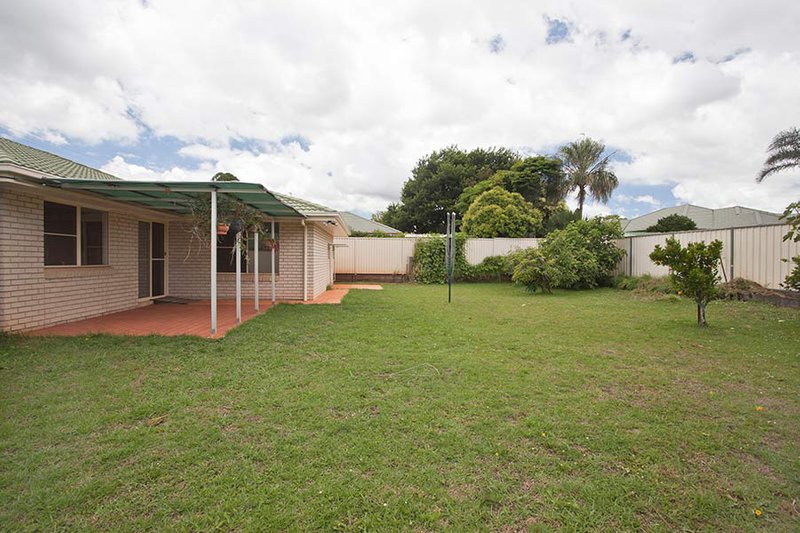 Photo - 303 Ramsay Street, Middle Ridge QLD 4350 - Image 13