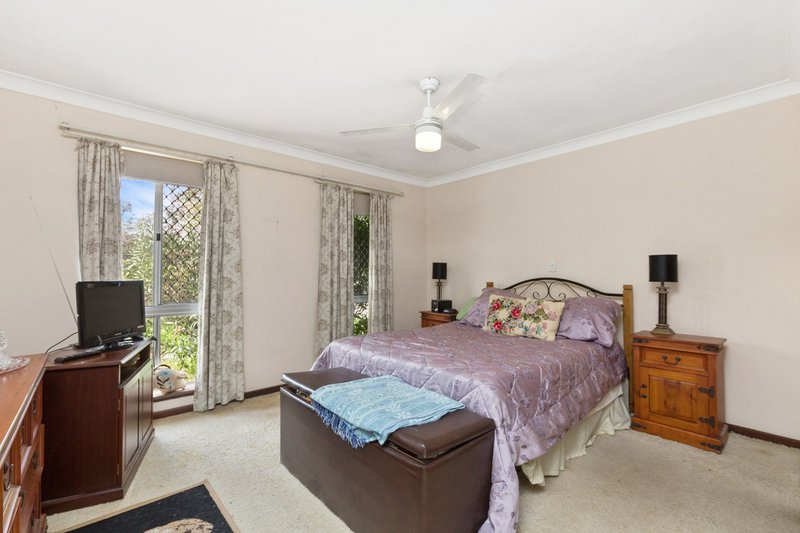 Photo - 303 Vahland Avenue, Willetton WA 6155 - Image 11